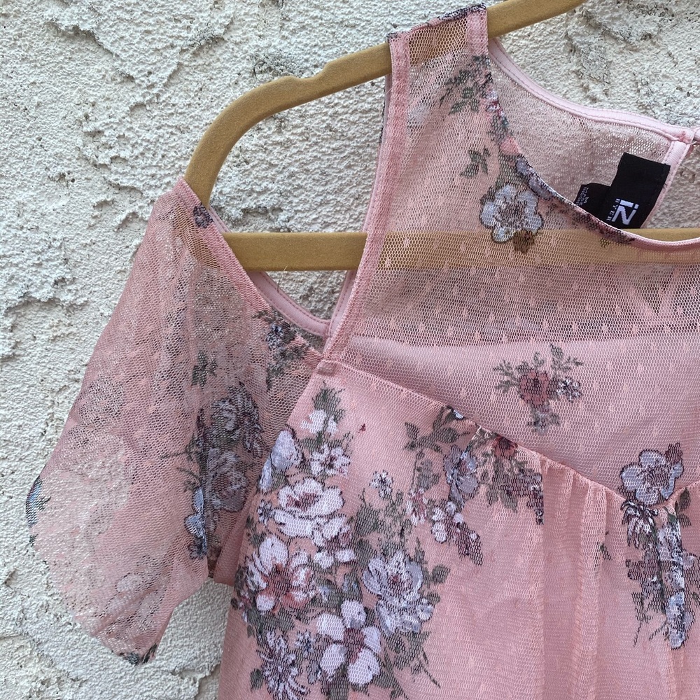 Pink printed top - Picture 2 of 4